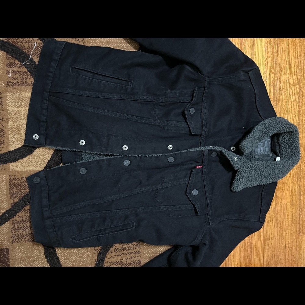 Levi’s Black Jean Jacket size Medium